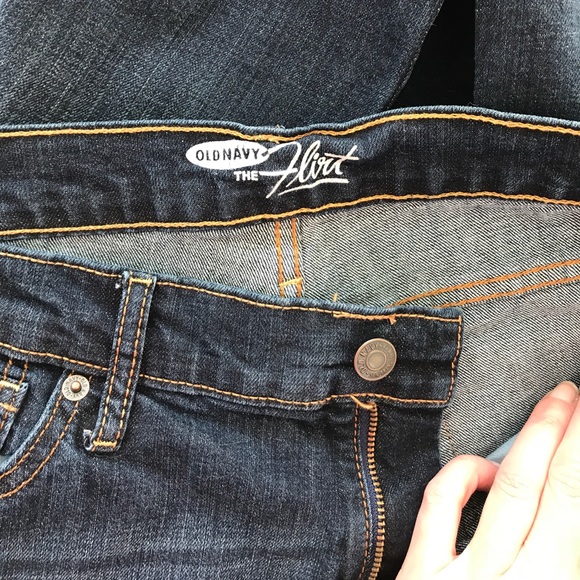 Old Navy The Flirt Bootcut Jeans - Picture 3 of 3